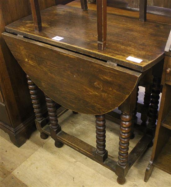 Oak barley twist gateleg table(-)